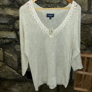 American Eagle 🦅 Outfitters lightweight sweater NWT size XL.